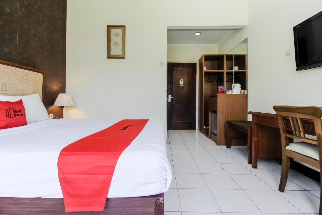 Reddoorz Plus Near Grage City Mall Cirebon Exterior foto