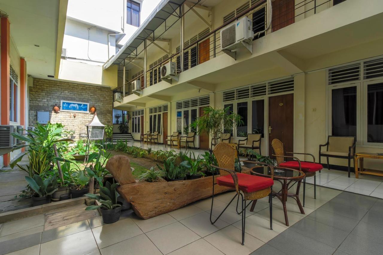 Reddoorz Plus Near Grage City Mall Cirebon Exterior foto