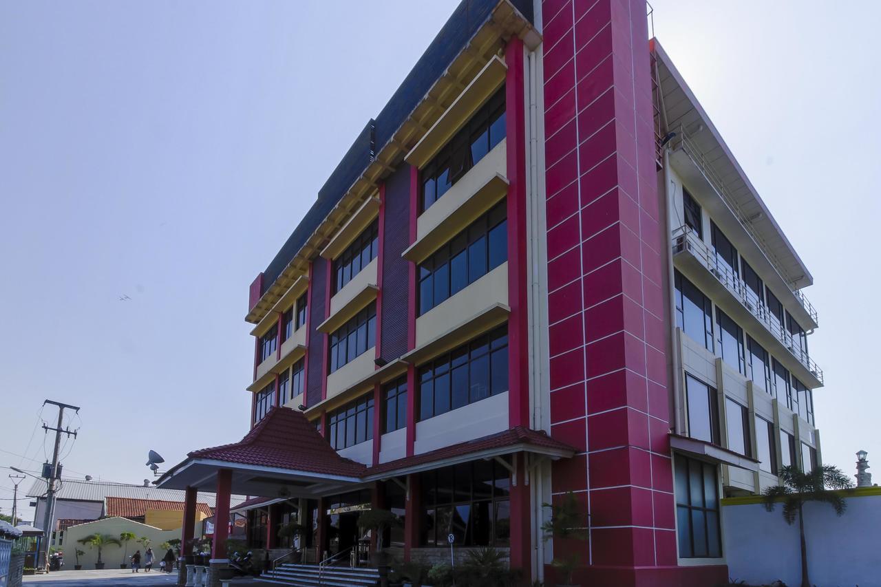 Reddoorz Plus Near Grage City Mall Cirebon Exterior foto